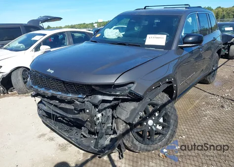 2024 Jeep Grand Cherokee Laredo X 4X4 from USA, damaged, VIN 1C4RJHAG9RC263145